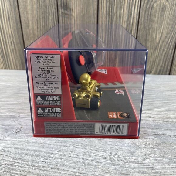 Mario Kart Carrera RC 1 50 Scale Mini Remote Control Car MARIO GOLD CHASE - Picture 3 of 16